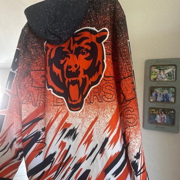 NWT Chalk Line Bears windbreaker - Picture 3 of 6